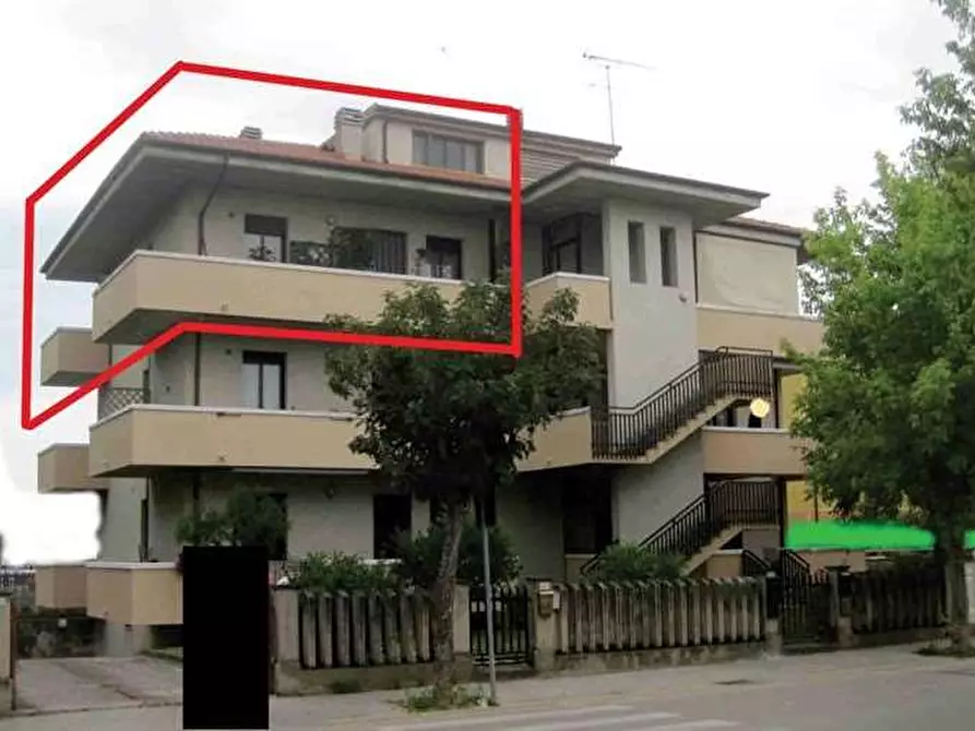 Immagine 2 di Appartamento in vendita  in Viale delle Regioni 64 a Mondolfo