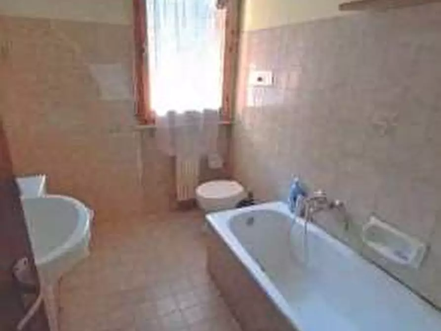 Immagine 8 di Appartamento in vendita  in Via Monte Rosa 11 a Pesaro