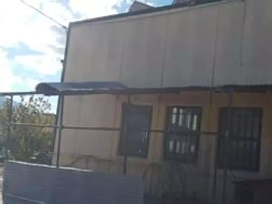 Immagine 2 di Capannone industriale in vendita  in Via Delle Rose 43 a Cagli