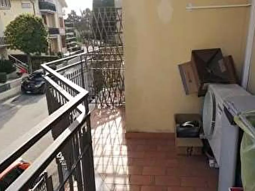 Immagine 3 di Appartamento in vendita  in Via Po 37 a Pesaro