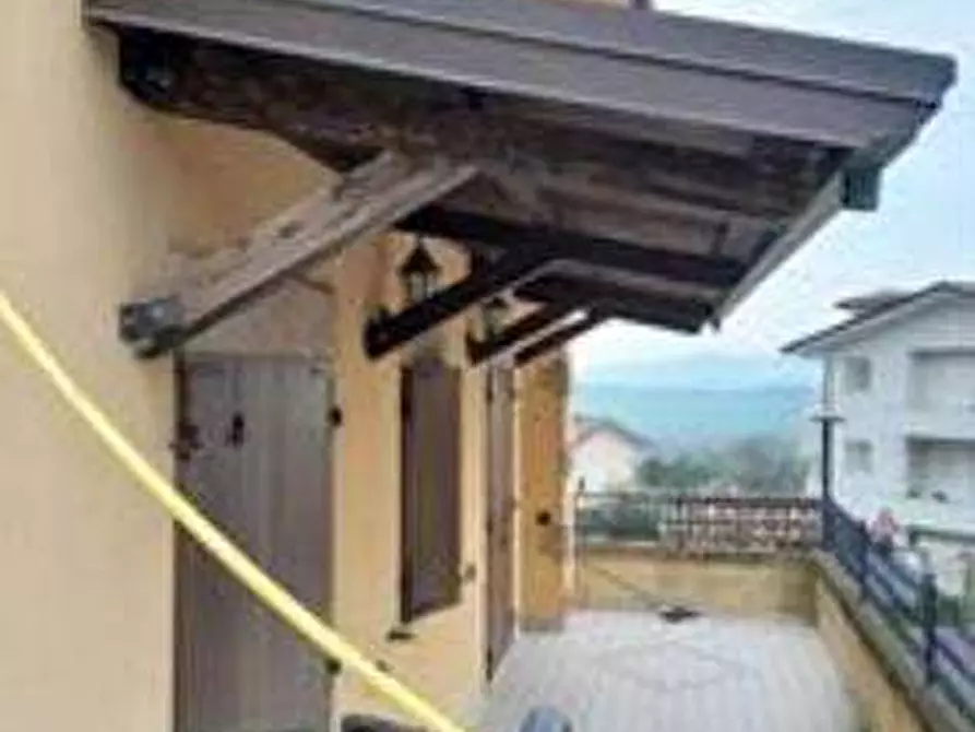 Immagine 2 di Casa bifamiliare in vendita  in Strada del Piano 3 A a Tavullia