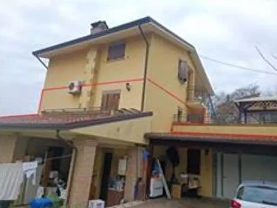Immagine 5 di Casa bifamiliare in vendita  in Strada del Piano 3 A a Tavullia