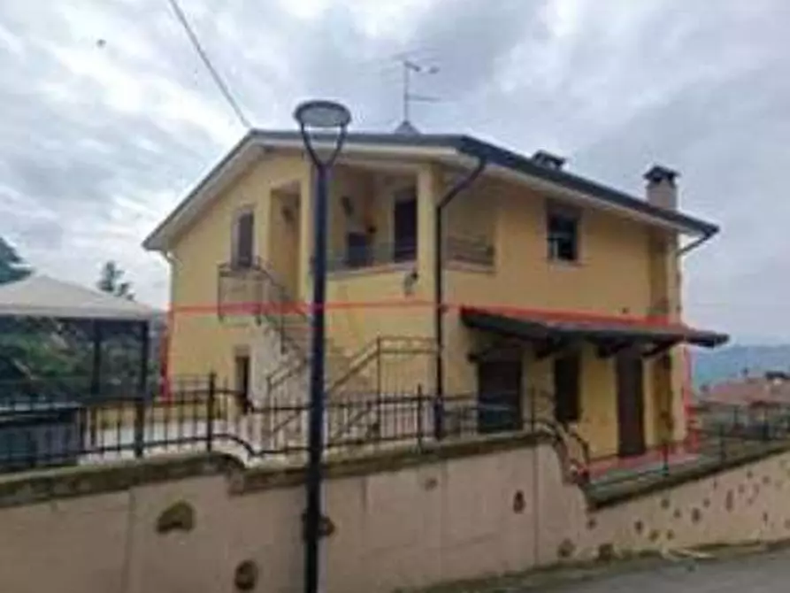 Immagine 10 di Casa bifamiliare in vendita  in Strada del Piano 3 A a Tavullia