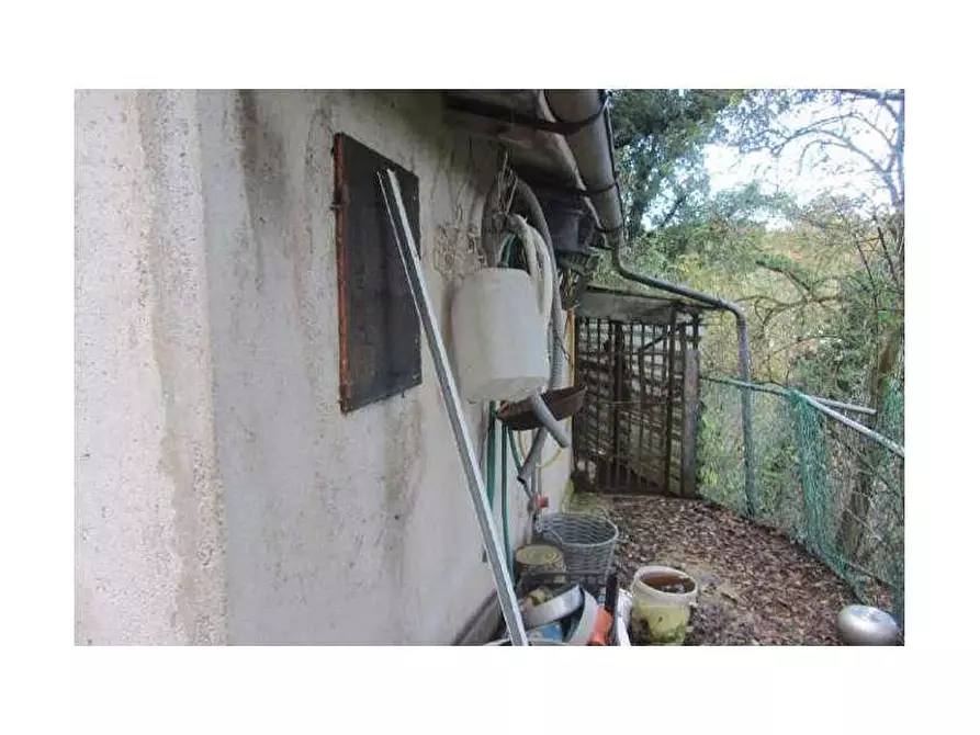 Immagine 15 di Casa bifamiliare in vendita  in Via Ponte della Simonetta 1 a Pergola
