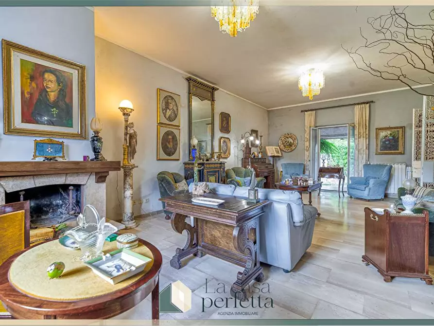 Immagine 10 di Villa in vendita  a Civitavecchia