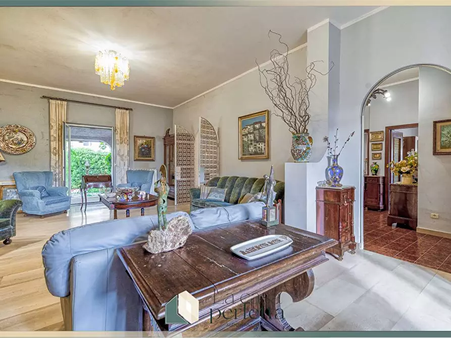 Immagine 12 di Villa in vendita  a Civitavecchia