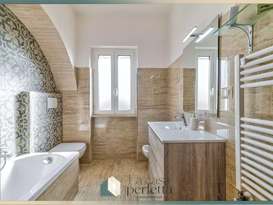 Immagine 45 di Villa in vendita  a Civitavecchia