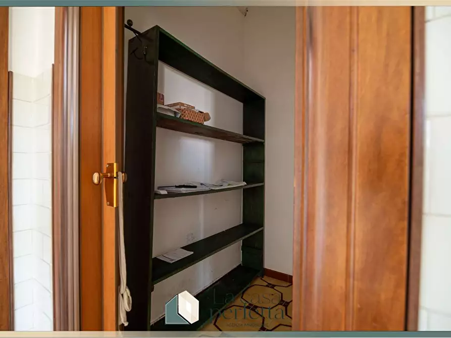 Immagine 11 di Appartamento in vendita  in Via Leone IV 1 a Civitavecchia