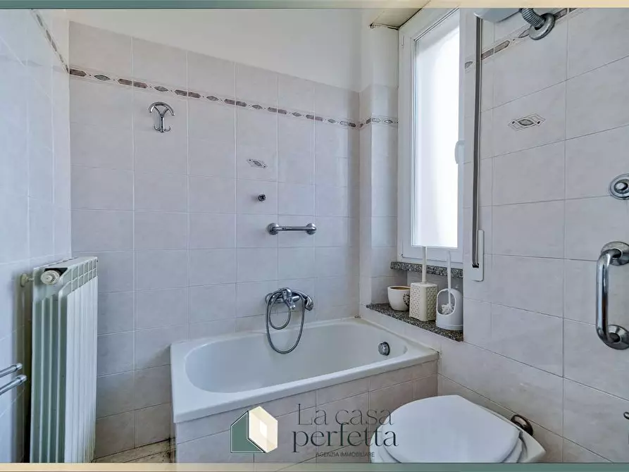 Immagine 23 di Appartamento in vendita  in Via Francesco De Sanctis  3 a Civitavecchia