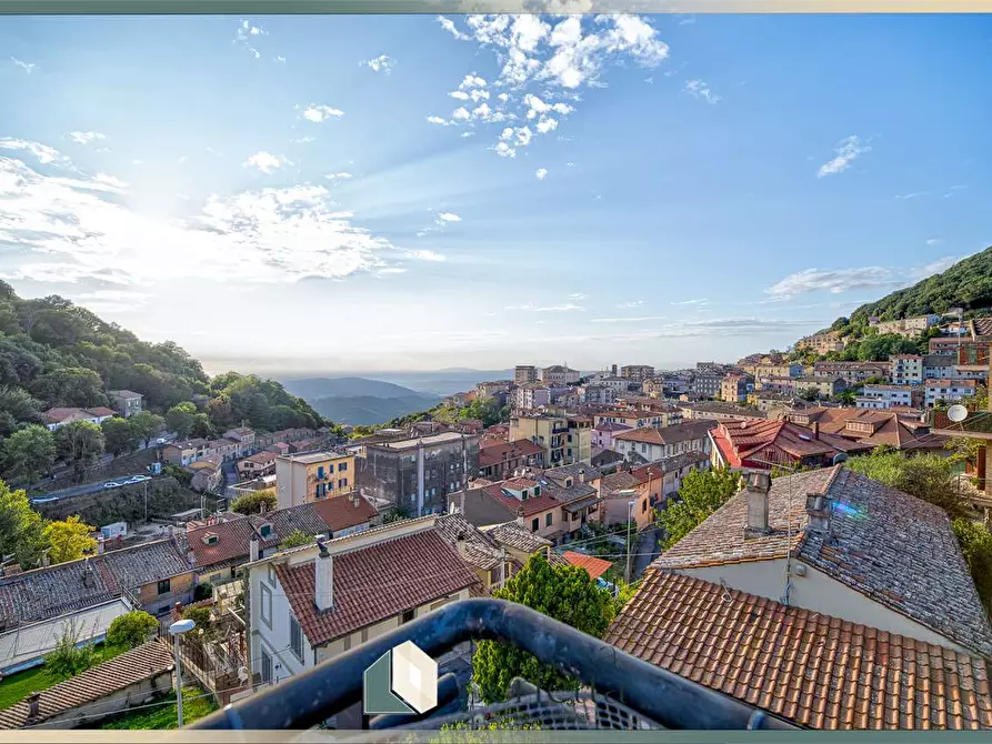 Immagine 9 di Appartamento in vendita  in Via  Braccianese Claudia 20 a Allumiere