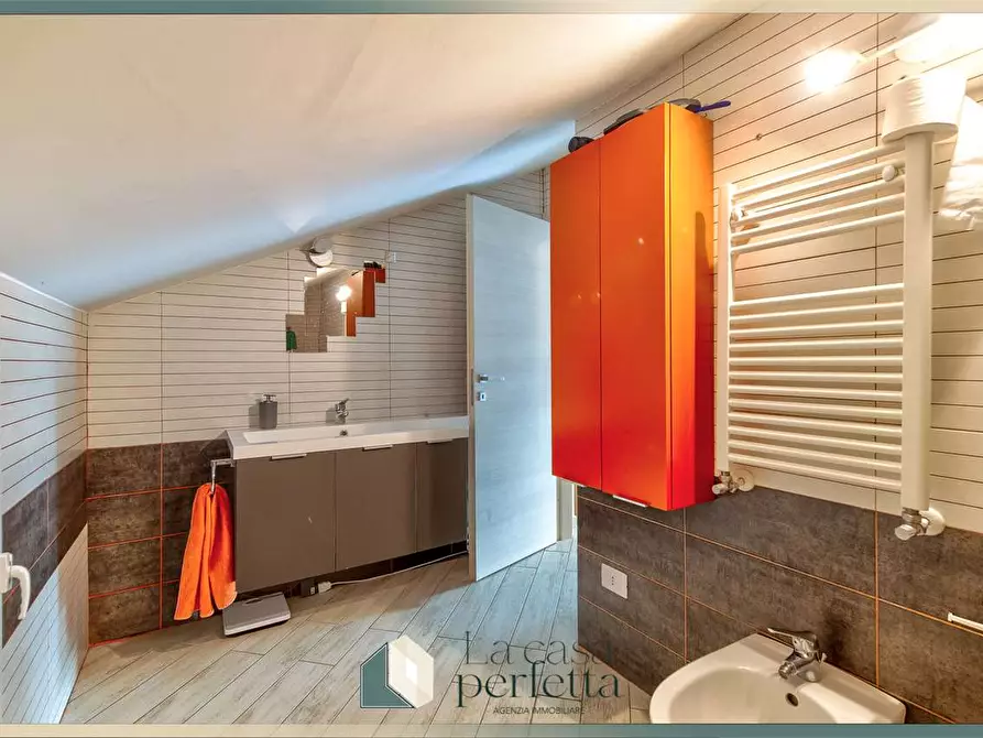 Immagine 17 di Appartamento in vendita  in Via  Braccianese Claudia 20 a Allumiere