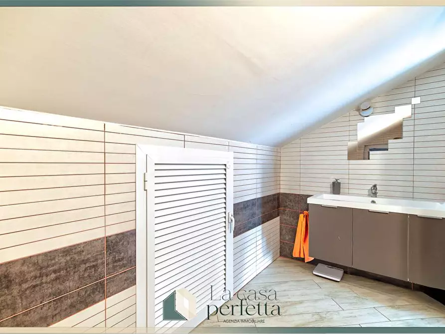 Immagine 18 di Appartamento in vendita  in Via  Braccianese Claudia 20 a Allumiere