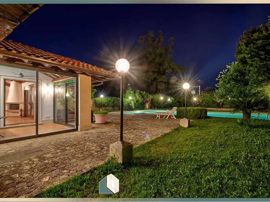 Immagine 2 di Villa in vendita  in Pian di Spille 250 a Tarquinia