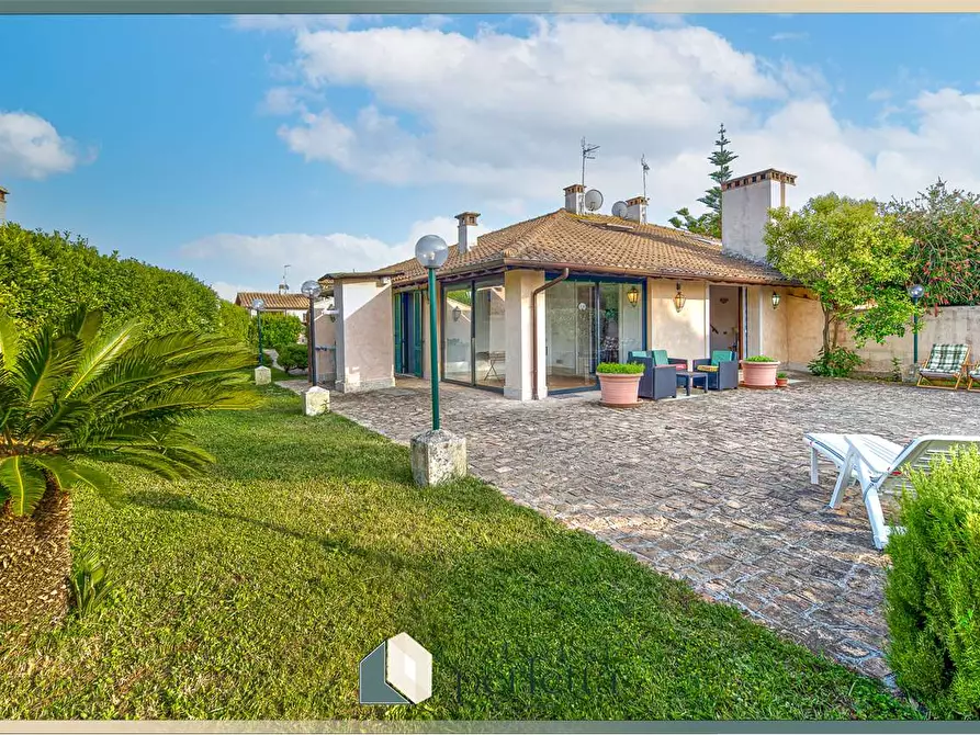 Immagine 32 di Villa in vendita  in Pian di Spille 250 a Tarquinia