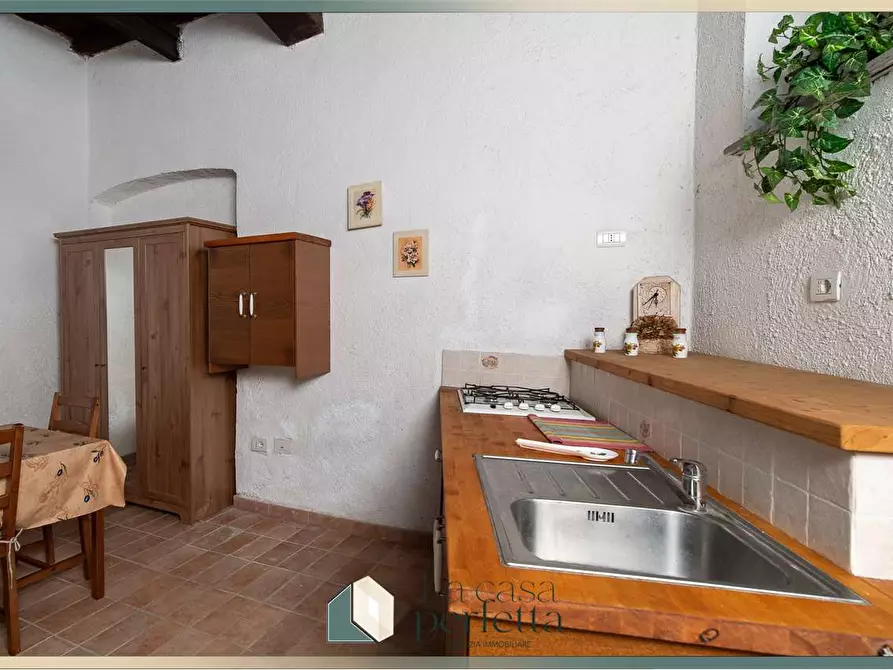 Immagine 5 di Magazzino in vendita  in Via Giorgina 81 a Blera