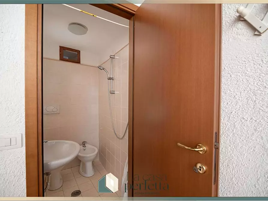 Immagine 15 di Magazzino in vendita  in Via Giorgina 81 a Blera