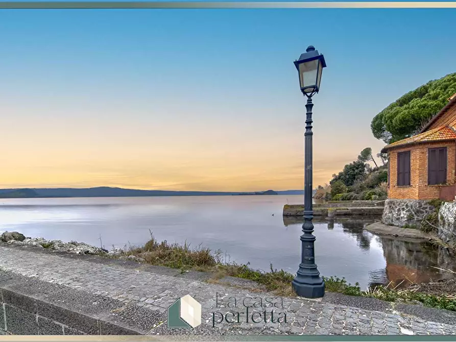 Immagine 24 di Appartamento in vendita  in Via Annibal Caro 2 a Capodimonte