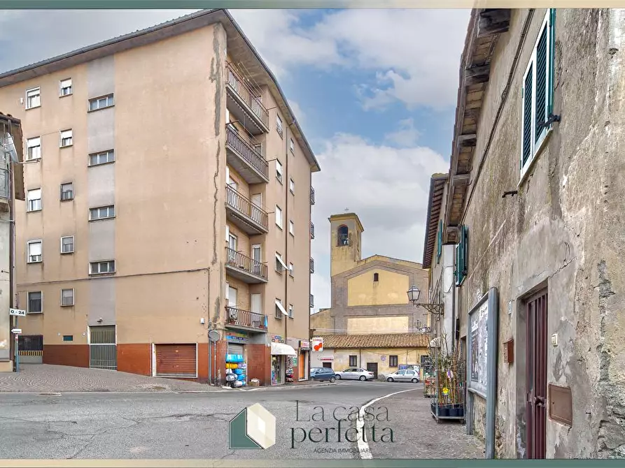 Immagine 29 di Appartamento in vendita  in Via San Pietro  10 a Allumiere