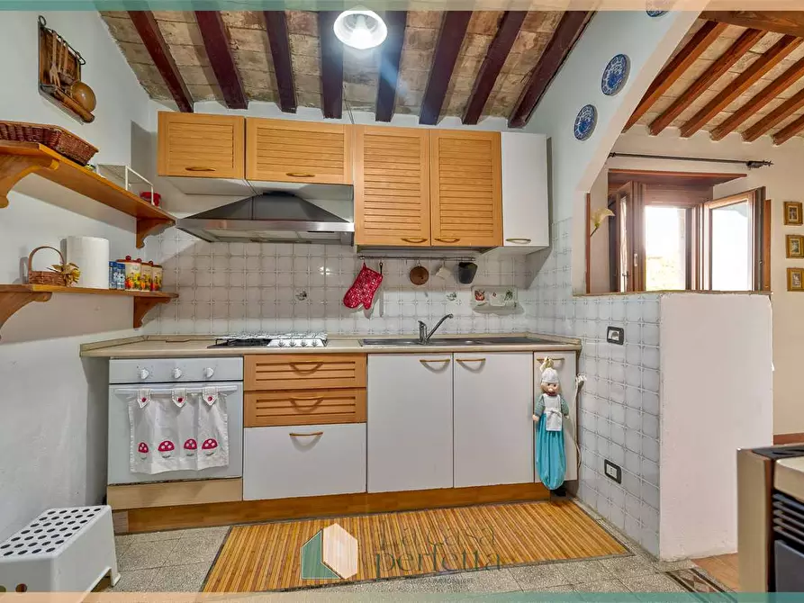 Immagine 13 di Appartamento in vendita  in Via Del Giglio 17 a Villa San Giovanni In Tuscia