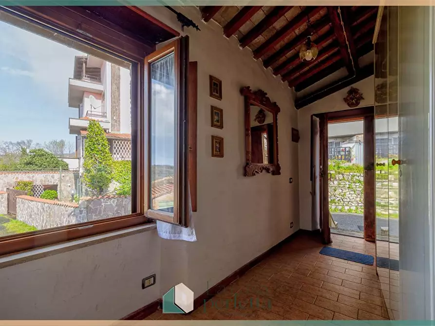 Immagine 4 di Appartamento in vendita  in Via Del Giglio 17 a Villa San Giovanni In Tuscia