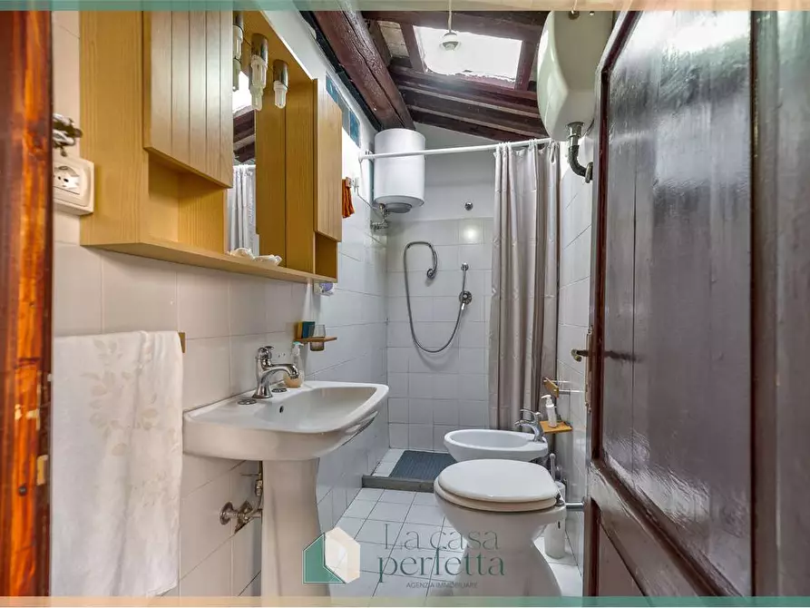 Immagine 16 di Appartamento in vendita  in Via Del Giglio 17 a Villa San Giovanni In Tuscia