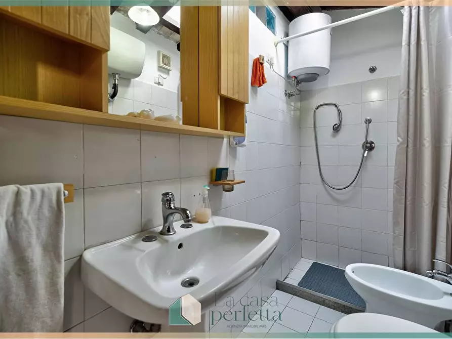 Immagine 17 di Appartamento in vendita  in Via Del Giglio 17 a Villa San Giovanni In Tuscia