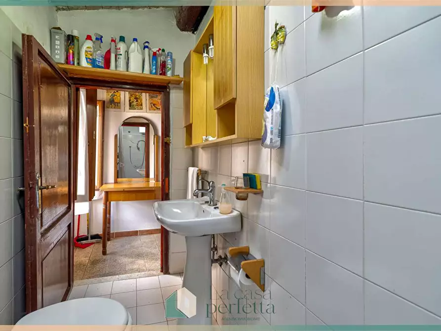 Immagine 18 di Appartamento in vendita  in Via Del Giglio 17 a Villa San Giovanni In Tuscia