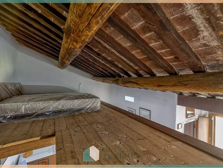 Immagine 15 di Appartamento in vendita  in Via Del Giglio 17 a Villa San Giovanni In Tuscia