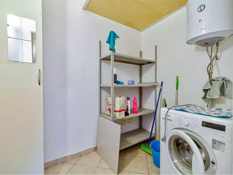 Immagine 13 di Appartamento in vendita  in Via Bisagne 11 a Civitavecchia