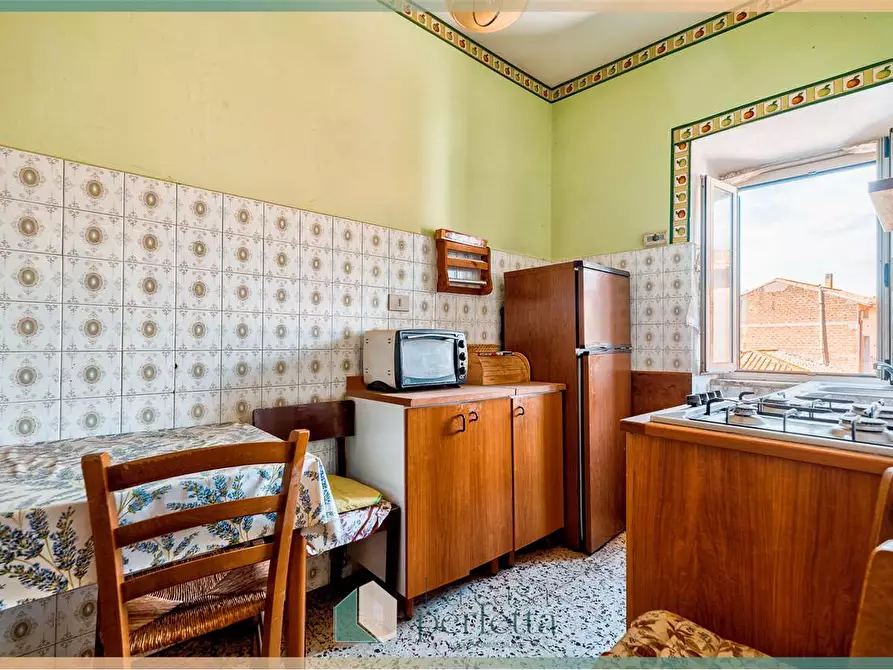 Immagine 4 di Appartamento in vendita  in Largo Delle Cantinacce 16 a Villa San Giovanni In Tuscia