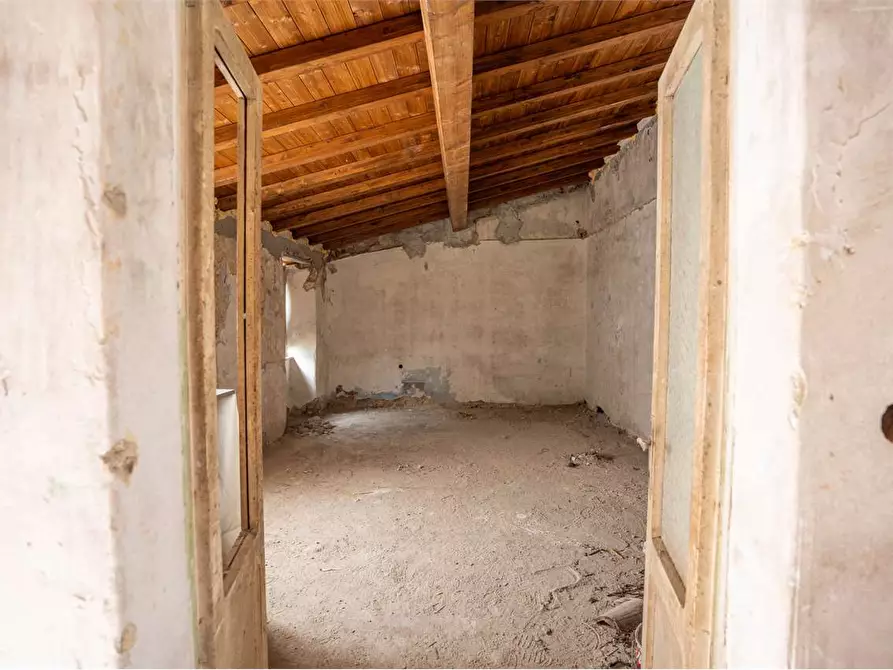 Immagine 16 di Appartamento in vendita  in Via del Fico 17 a Tolfa