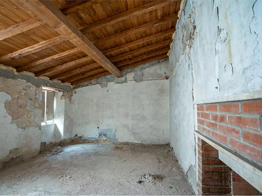 Immagine 9 di Appartamento in vendita  in Via del Fico 17 a Tolfa