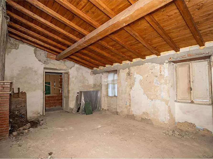 Immagine 11 di Appartamento in vendita  in Via del Fico 17 a Tolfa