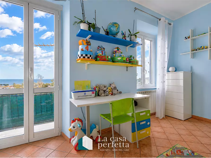 Immagine 18 di Appartamento in vendita  in Via Valdambrini 56 a Santa Marinella