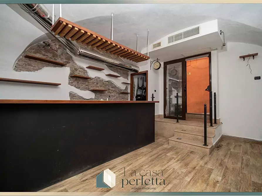 Immagine 6 di Negozio in vendita  in Vicolo Dell'Arco  5 a Civitavecchia