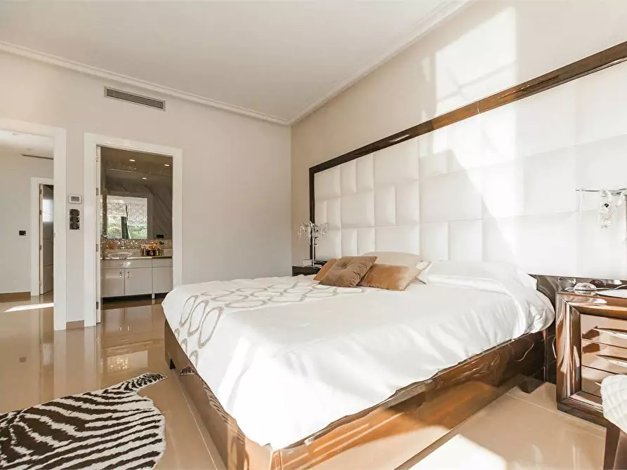 Immagine 3 di Appartamento in vendita  a Taranto