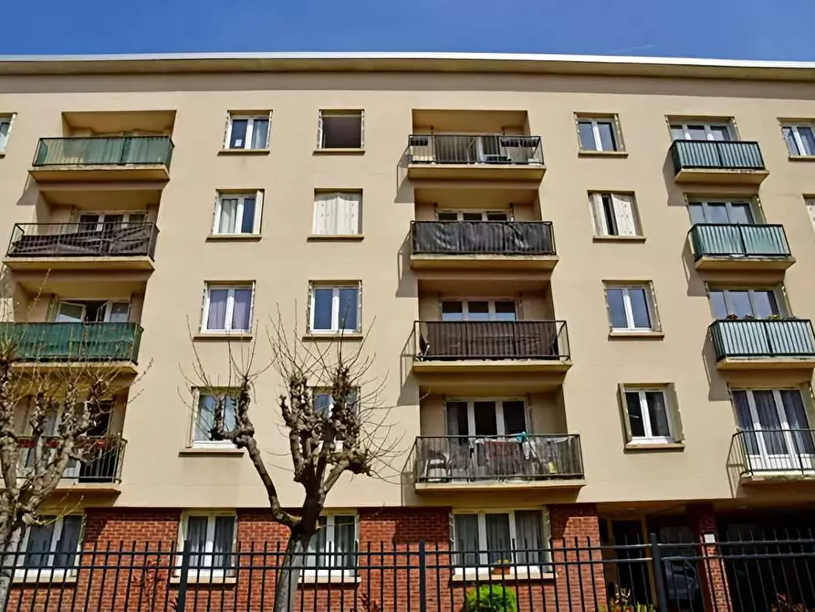 Immagine 9 di Appartamento in vendita  a Taranto