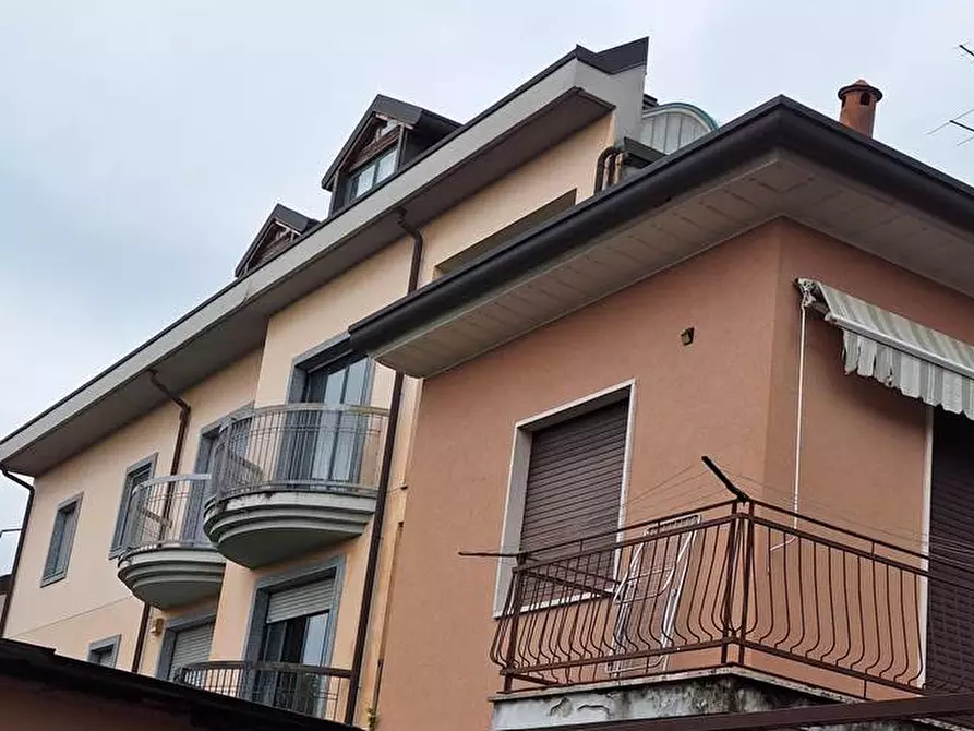 Immagine 14 di Appartamento in vendita  in Via Camillo Benso Conte di Cavour 46 46 a Cesano Maderno