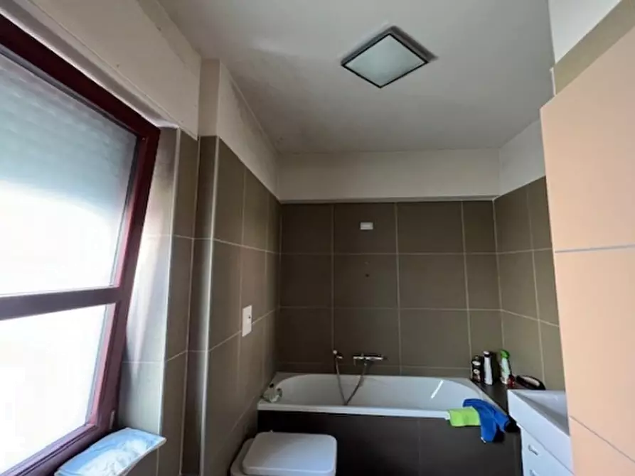 Immagine 11 di Appartamento in vendita  in Via Giuseppe Piermarini, 61 a Benevento