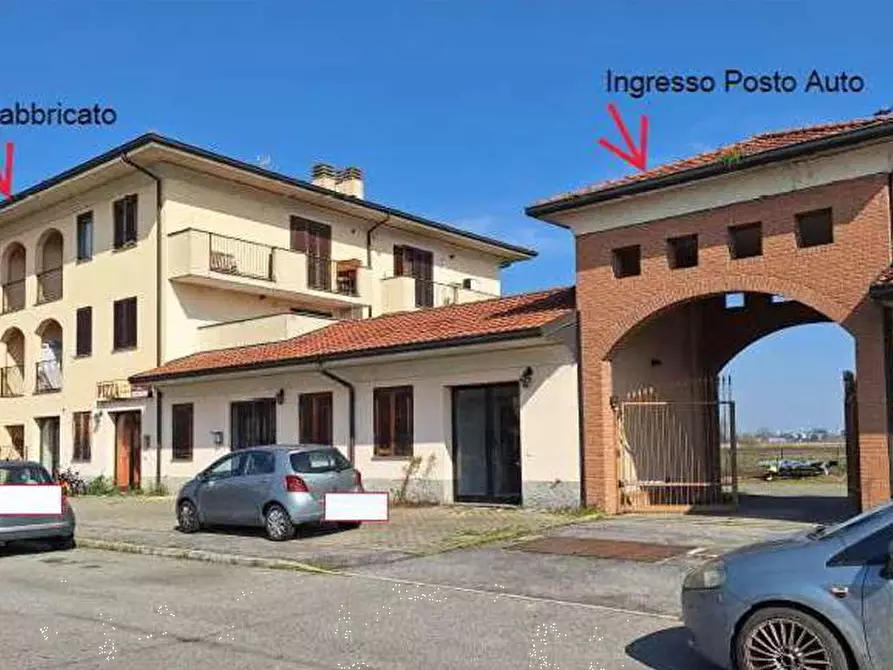 Immagine 5 di Appartamento in vendita  in Largo Fontanili, 26 a Caselle Lurani