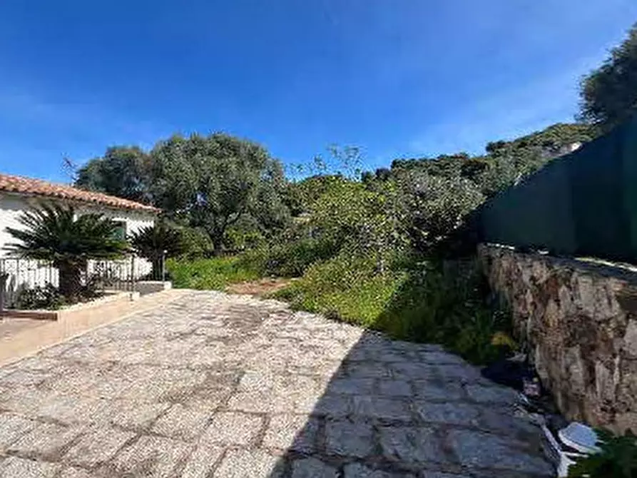 Immagine 10 di Villetta a schiera in vendita  a Loiri Porto San Paolo