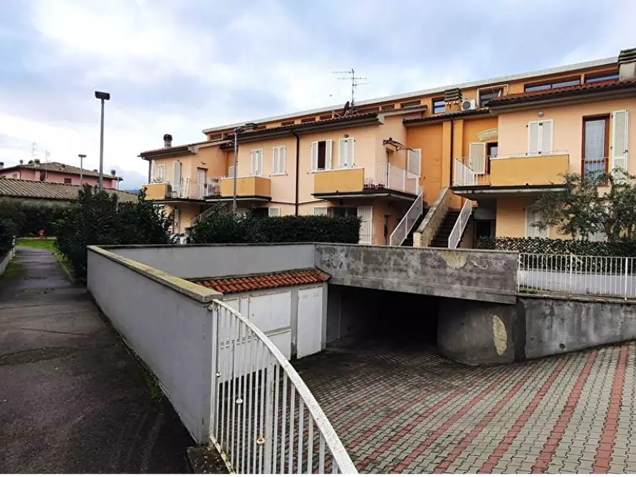 Immagine 13 di Appartamento in vendita  in Via del Giunco 35 a Cavriglia