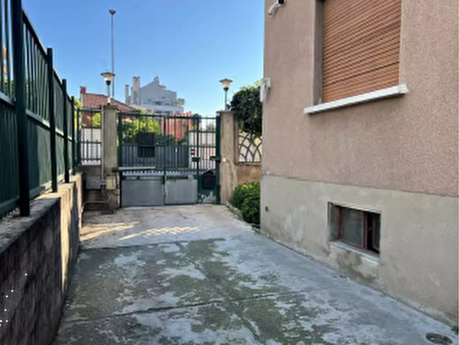 Immagine 5 di Appartamento in vendita  in Via Cassano d'Adda 16 a Milano