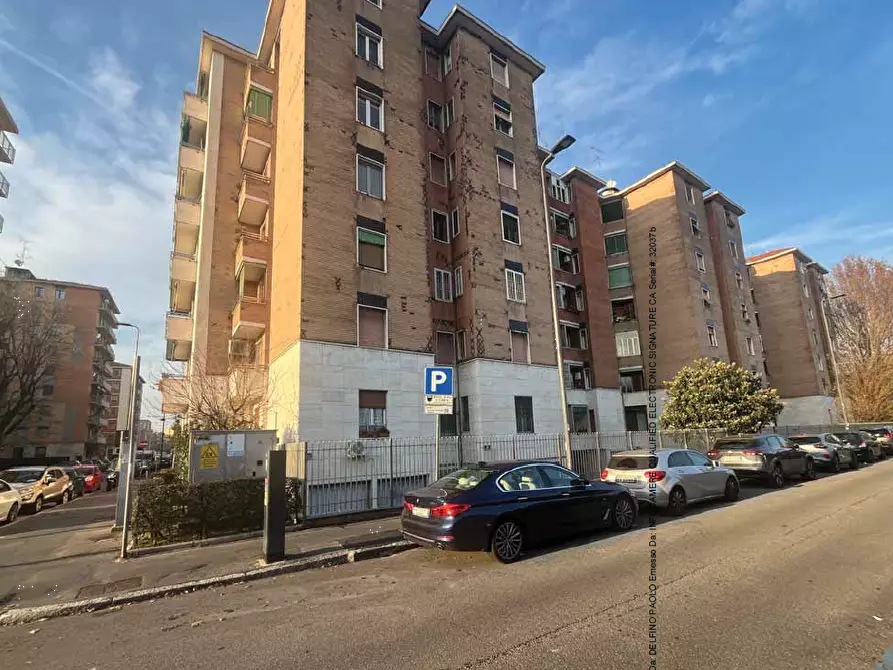 Immagine 4 di Appartamento in vendita  in Via Fratelli Rosselli 25 a Milano