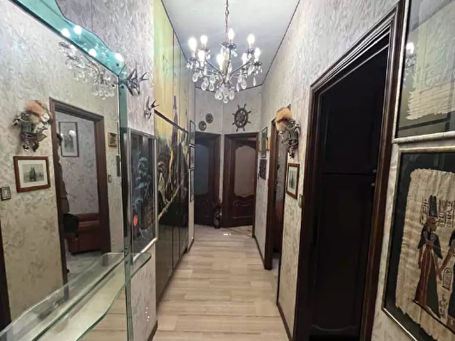 Immagine 6 di Appartamento in vendita  in Via Fratelli Rosselli 25 a Milano