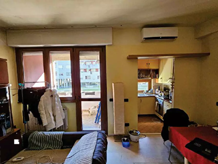 Immagine 10 di Appartamento in vendita  a Varese