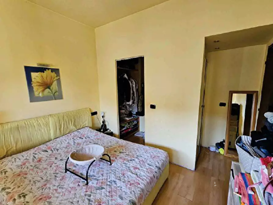 Immagine 17 di Appartamento in vendita  a Varese