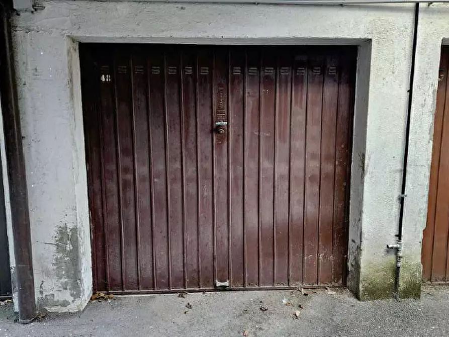 Immagine 19 di Appartamento in vendita  a Varese