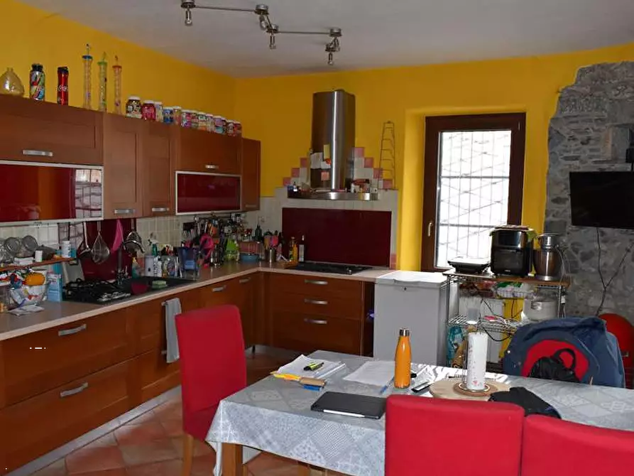 Immagine 5 di Appartamento in vendita  in Via Via Artifizi 12 a Verres