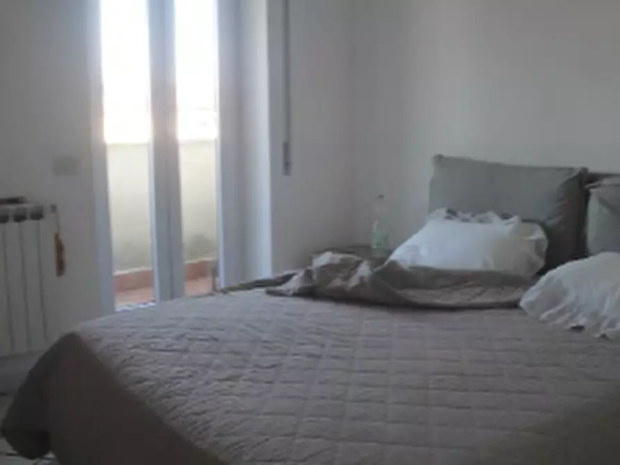 Immagine 9 di Attico in vendita  in Via monte s. savino 14 a Roma